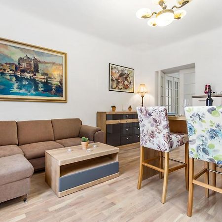 Villa Carolina Fiume Kültér fotó